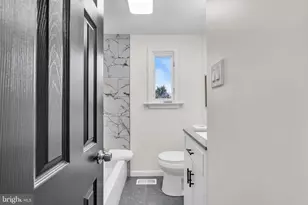 1605 N Bowling Green Dr, Cherry Hill, NJ 08003 - Photo 33