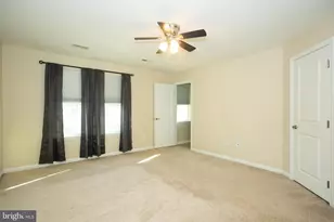 75 Village Green Ln, Sicklerville, NJ 08081 - Photo 27