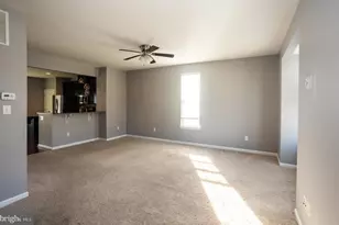 75 Village Green Ln, Sicklerville, NJ 08081 - Photo 7