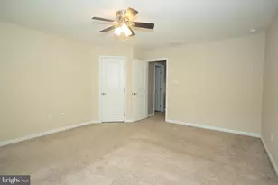 75 Village Green Ln, Sicklerville, NJ 08081 - Photo 25