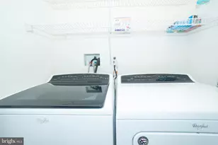 75 Village Green Ln, Sicklerville, NJ 08081 - Photo 33