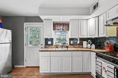 30 Wilson Avenue, Bellmawr, NJ 08031 - Photo 9