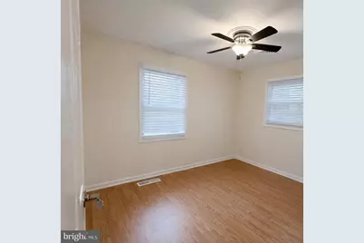 8 Astor Avenue, Berlin, NJ 08091 - Photo 9