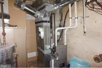 15 Sullivan Avenue, Bellmawr, NJ 08031 - Photo 11