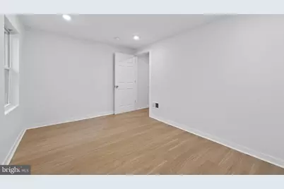 3055 Kearsarge Road, Camden, NJ 08104 - Photo 11