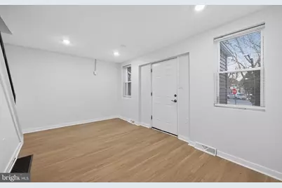 3055 Kearsarge Road, Camden, NJ 08104 - Photo 3