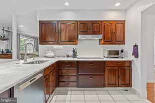 3 Eastwood Ct, Voorhees, NJ 08043 - Photo 9