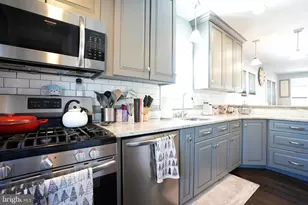 427 Austin Ave, Barrington, NJ 08007 - Photo 17