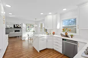 416 Country Club Dr, Cherry Hill, NJ 08003 - Photo 11