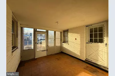 1050 Woodland Avenue, Gloucester Township, NJ 08029 - Photo 9