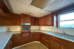 1050 Woodland Ave, Gloucester Township, NJ 08029 - Photo 11