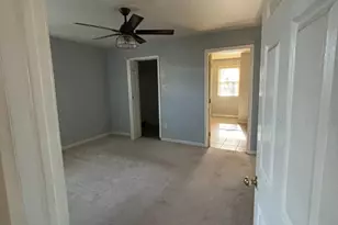 20 Lamp Post Ln, Cherry Hill, NJ 08003 - Photo 5