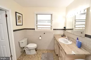 200 Charlann Cir, Cherry Hill, NJ 08003 - Photo 21