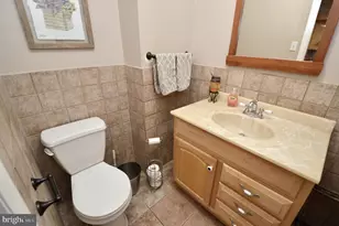 200 Charlann Cir, Cherry Hill, NJ 08003 - Photo 11