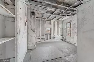 563 Bailey St, Camden, NJ 08102 - Photo 13