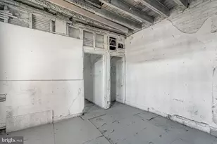 563 Bailey St, Camden, NJ 08102 - Photo 11