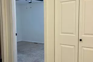 101 Benson Ct, Camden, NJ 08103 - Photo 13