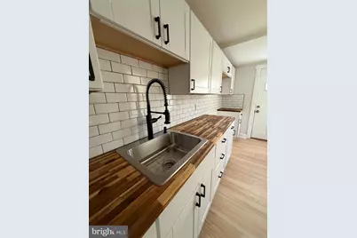 1181 S Octagon Road, Camden, NJ 08104 - Photo 9