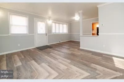 217 W Maple Avenue, Lindenwold, NJ 08021 - Photo 7