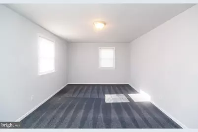 217 W Maple Avenue, Lindenwold, NJ 08021 - Photo 15