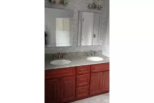 17 Fifth Ave E, Cherry Hill, NJ 08003 - Photo 9