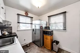 205 Warren Ave, Bellmawr, NJ 08031 - Photo 9