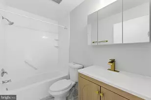 111 Presidential Dr, Sicklerville, NJ 08081 - Photo 19