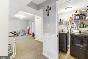 22 Debras Ln, Sicklerville, NJ 08081 - Photo 5