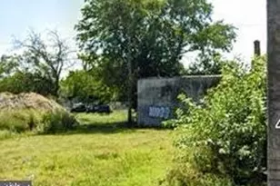 412 Kaighn Ave, Camden, NJ 08103 - Photo 1