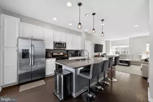 8 Iron Gate Rd, Sicklerville, NJ 08081 - Photo 9