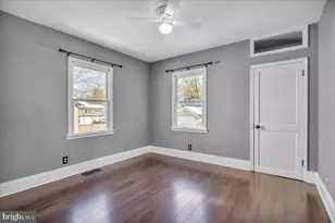 308 Clements Bridge Rd, Barrington, NJ 08007 - Photo 9