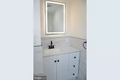 301 Laurel Avenue, Woodlynne, NJ 08107 - Photo 15