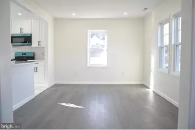 301 Laurel Avenue, Woodlynne, NJ 08107 - Photo 7