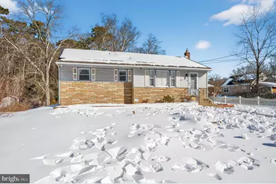 2039 Bangor Avenue, Lindenwold, NJ 08021 - Photo 1