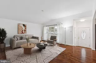 105 Country Club Pl, Cherry Hill, NJ 08003 - Photo 7