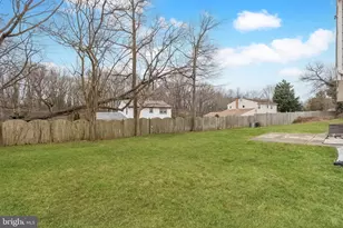 105 Country Club Pl, Cherry Hill, NJ 08003 - Photo 39