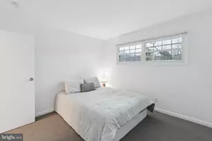 105 Country Club Pl, Cherry Hill, NJ 08003 - Photo 23