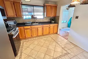 50 Mara Ct, Cherry Hill, NJ 08002 - Photo 9