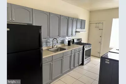 1090 Thurman Street, Camden, NJ 08104 - Photo 3