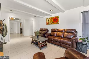 28 Forest Hill Dr, Cherry Hill, NJ 08003 - Photo 5