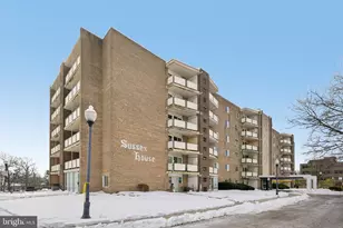 207 Sussex House, Cherry Hill, NJ 08034 - Photo 1