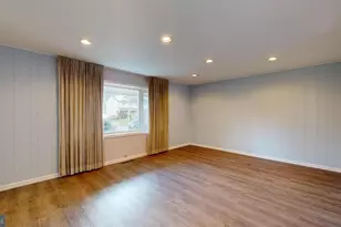 412 Fireside Ln, Cherry Hill, NJ 08003 - Photo 9