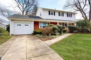 412 Fireside Ln, Cherry Hill, NJ 08003 - Photo 1