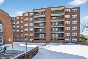 215 Haddonfield Cmns, Haddonfield, NJ 08033 - Photo 1