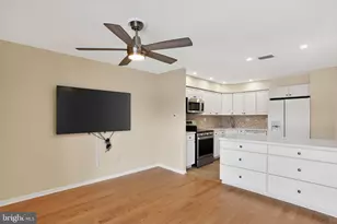 215 Haddonfield Cmns, Haddonfield, NJ 08033 - Photo 7