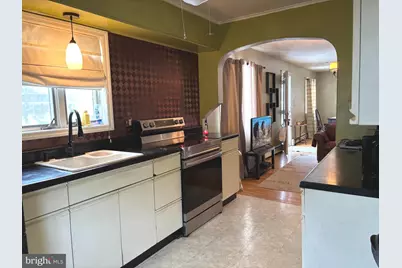 606 N Brown Street, Gloucester City, NJ 08030 - Photo 7