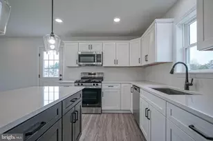 5 Myrtle Ave, Gloucester City, NJ 08030 - Photo 3