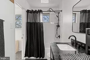 518 E Church St, Gloucester Township, NJ 08012 - Photo 17