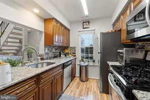 1302 Aberdeen Ln, Gloucester Township, NJ 08012 - Photo 9