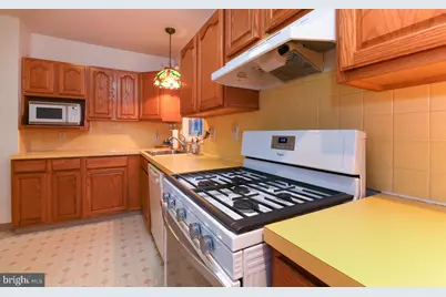 918 Highland Boulevard, Gloucester City, NJ 08030 - Photo 17